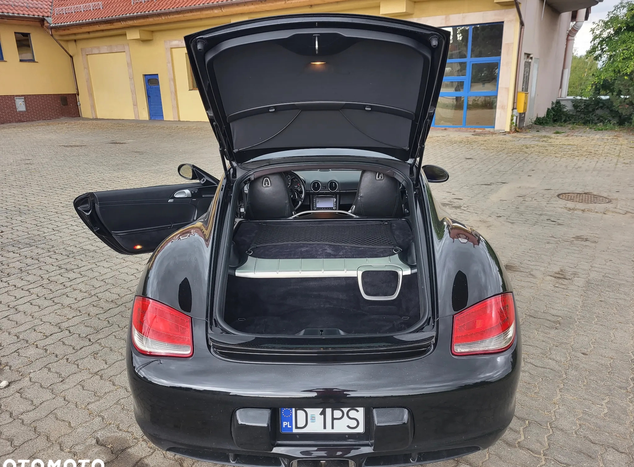 Porsche Cayman cena 107500 przebieg: 110000, rok produkcji 2010 z Świebodzice małe 191